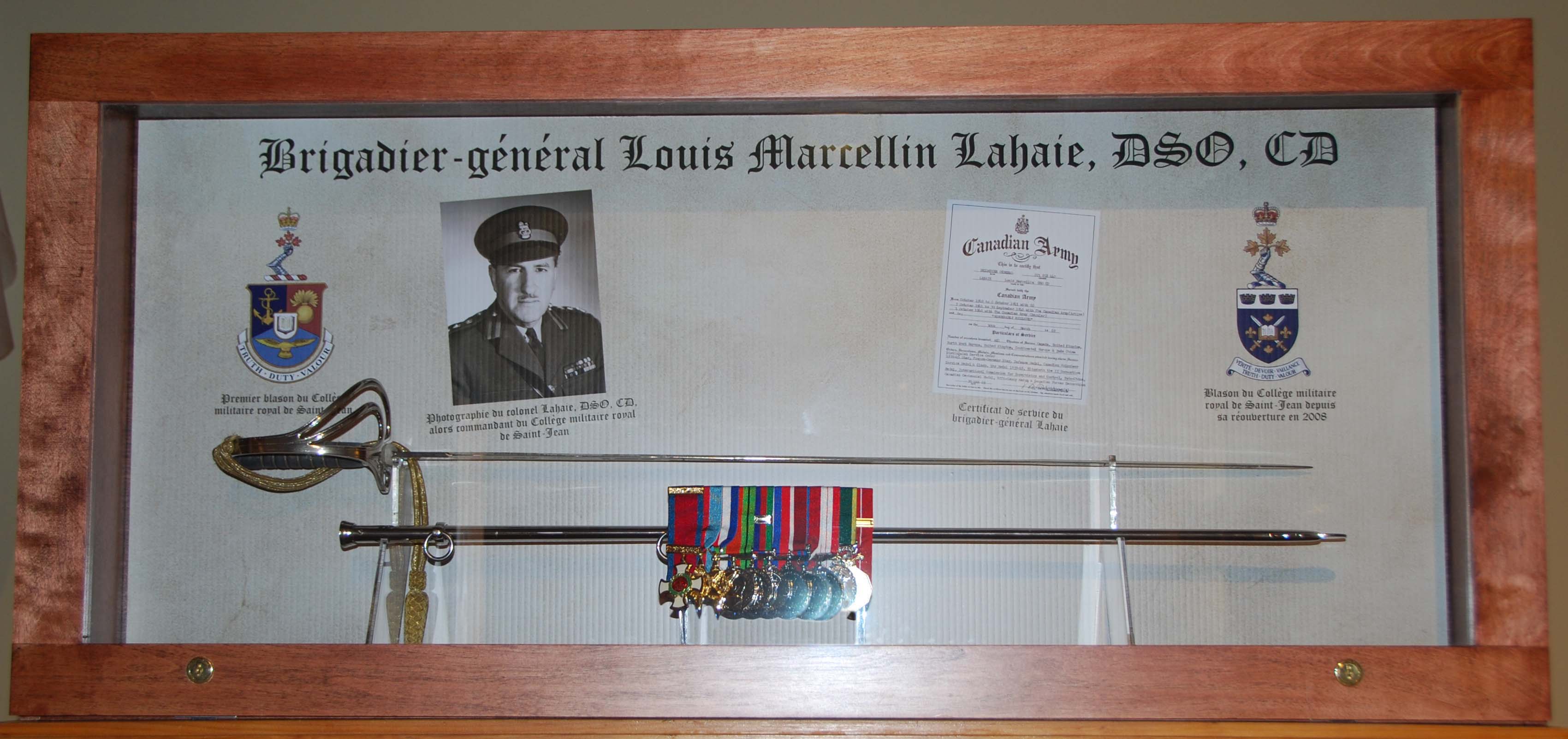 Présentoir honorant le colonel Louis Marcellin Lahaie –