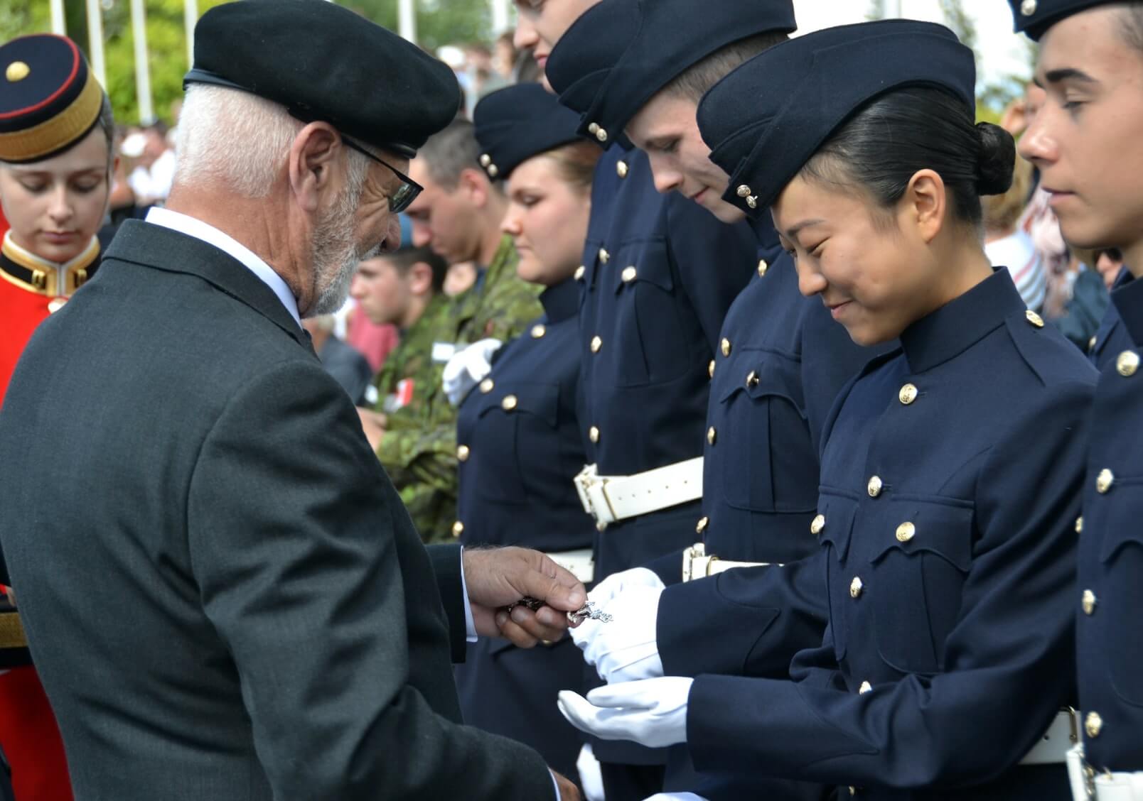 Remise de médaillons